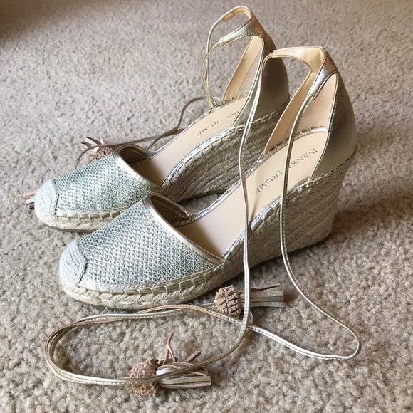 Ivanka Trump wedges 🌟 - Picture 2 of 3